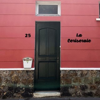 Caractère Caprica en acier découpé au laser hauteur 120 à 150 mm 6 mm d'épaisseur