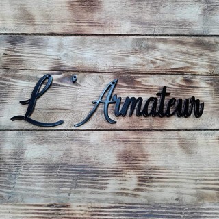 Caractères Château des Oliviers. Lettres hauteur 120 mm à 170 mm 6 mm d'épaisseur